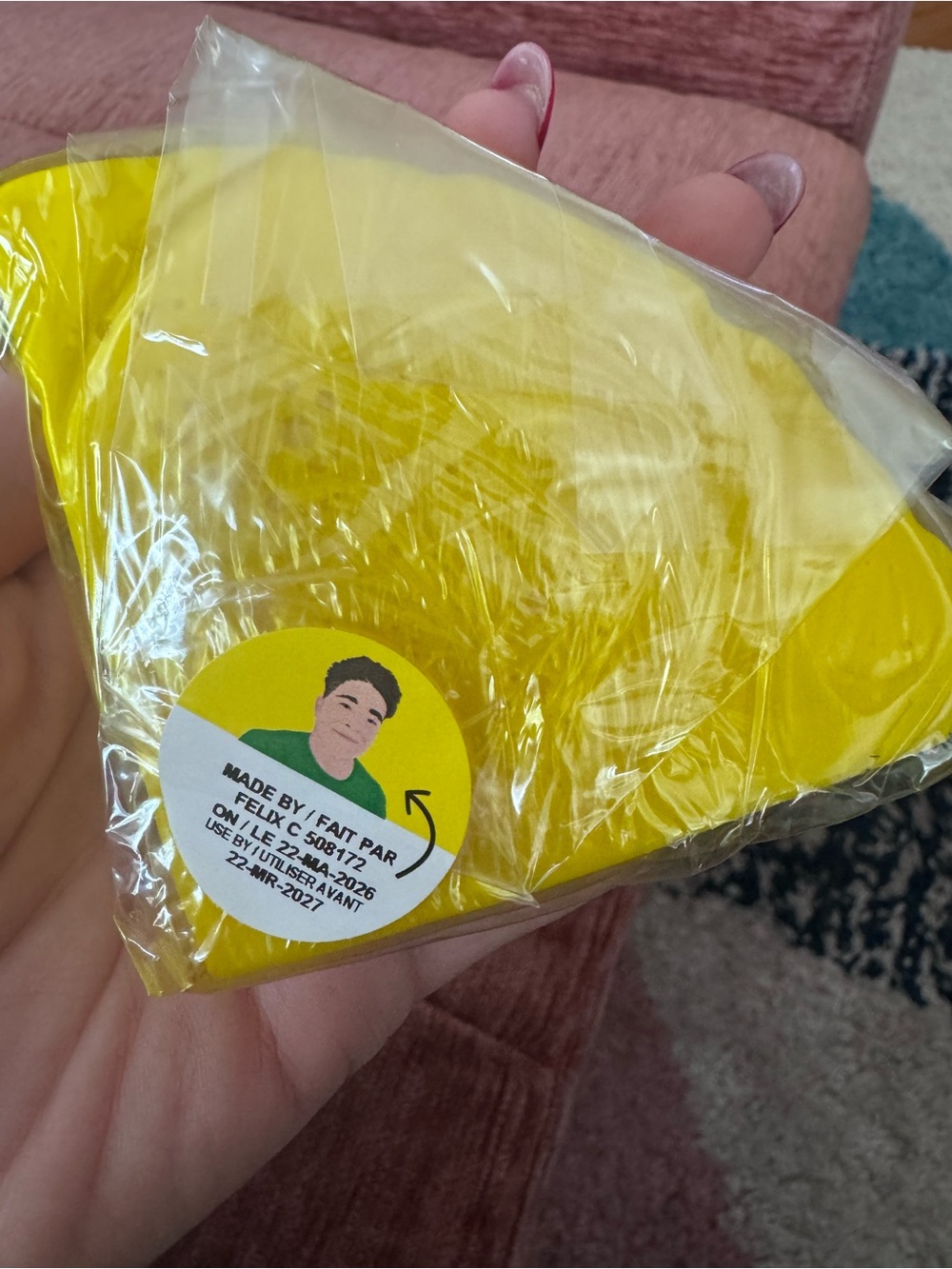 Lush Kitchen Soap Duo - Banana Moon + Pineapple Chunk - Picture 4 of 7
